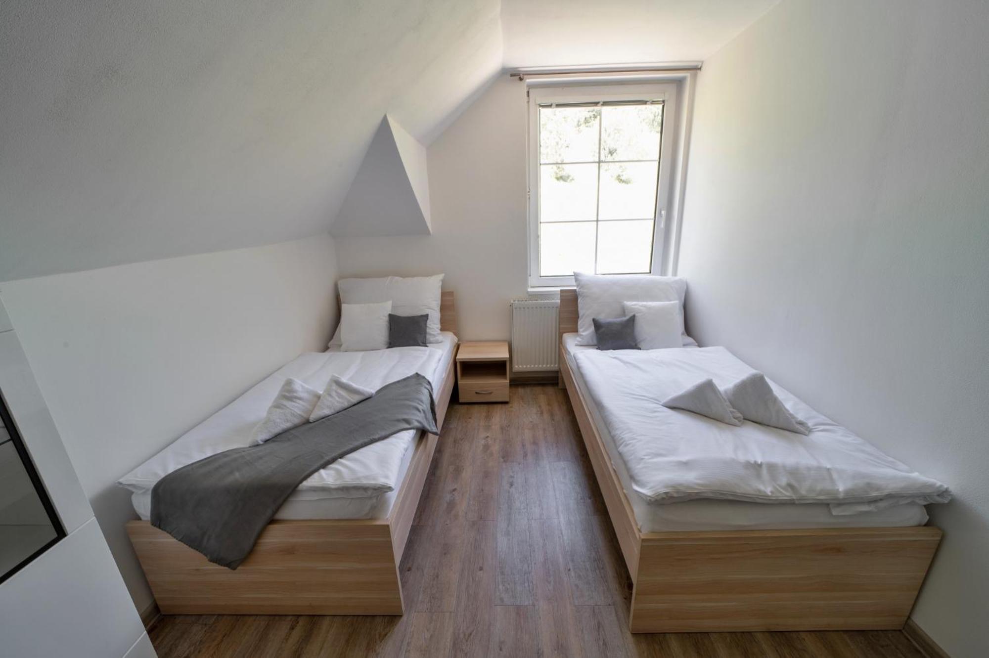 Formule Hotel Perštejn Kültér fotó
