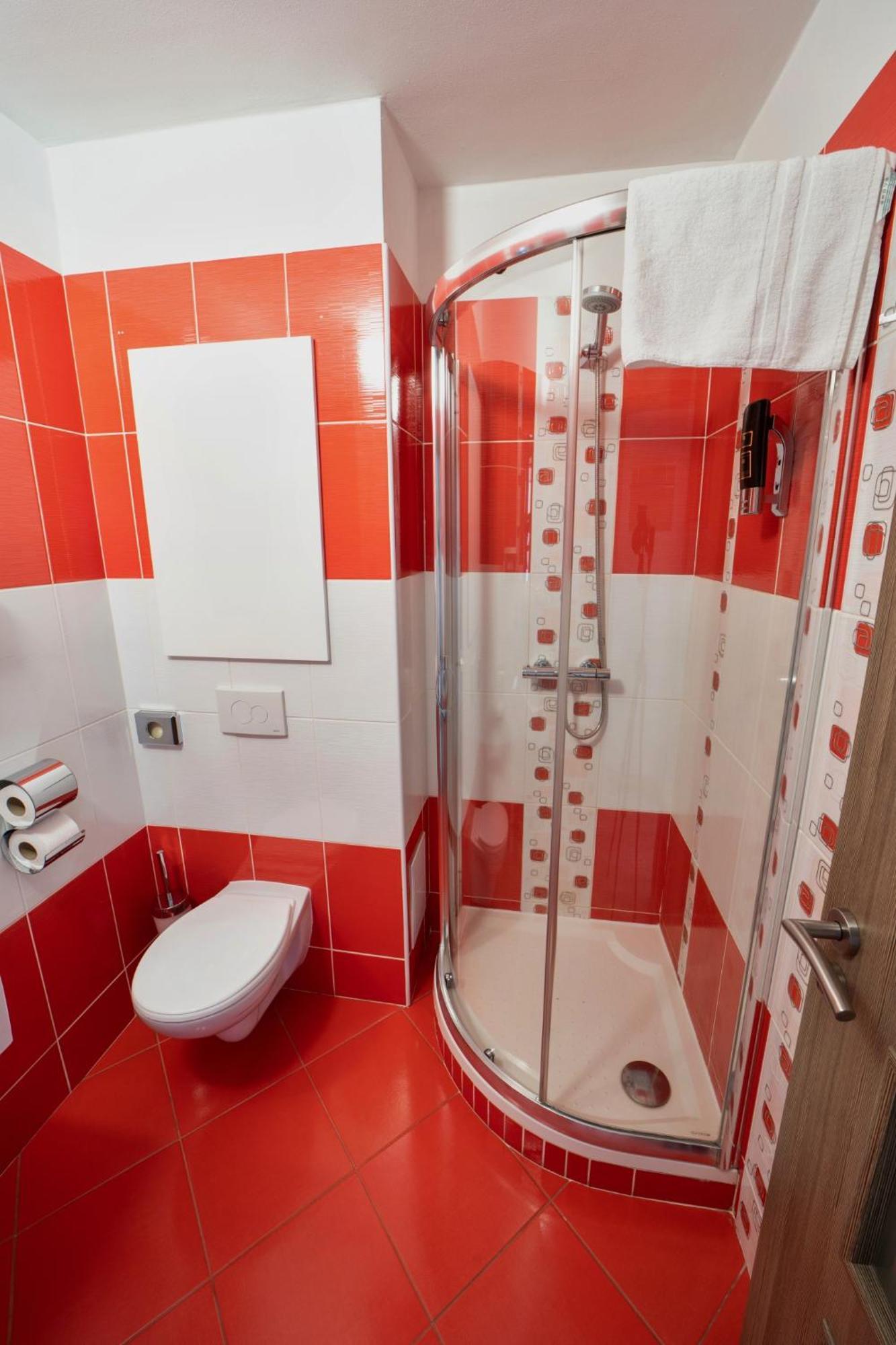 Formule Hotel Perštejn Kültér fotó