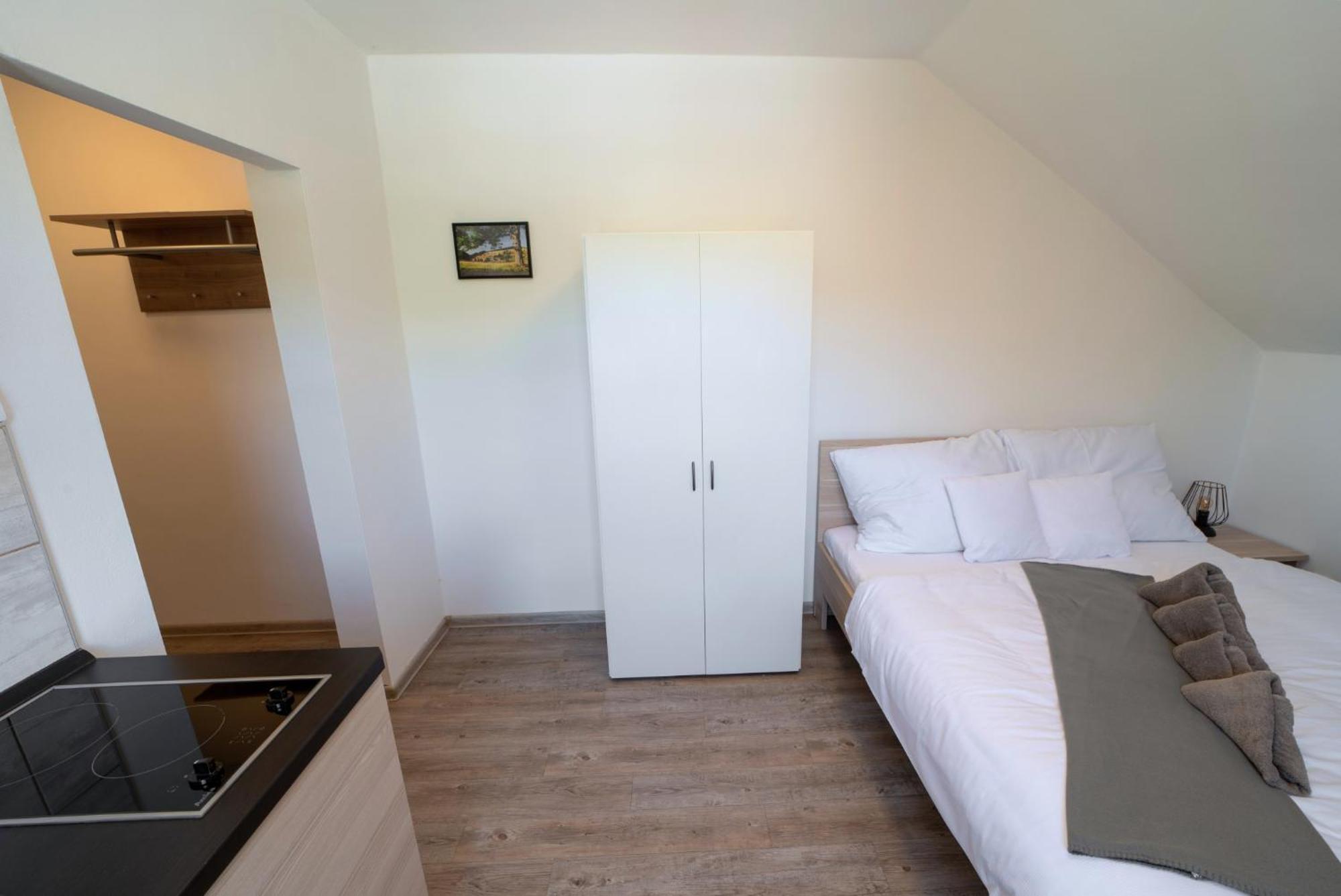 Formule Hotel Perštejn Kültér fotó